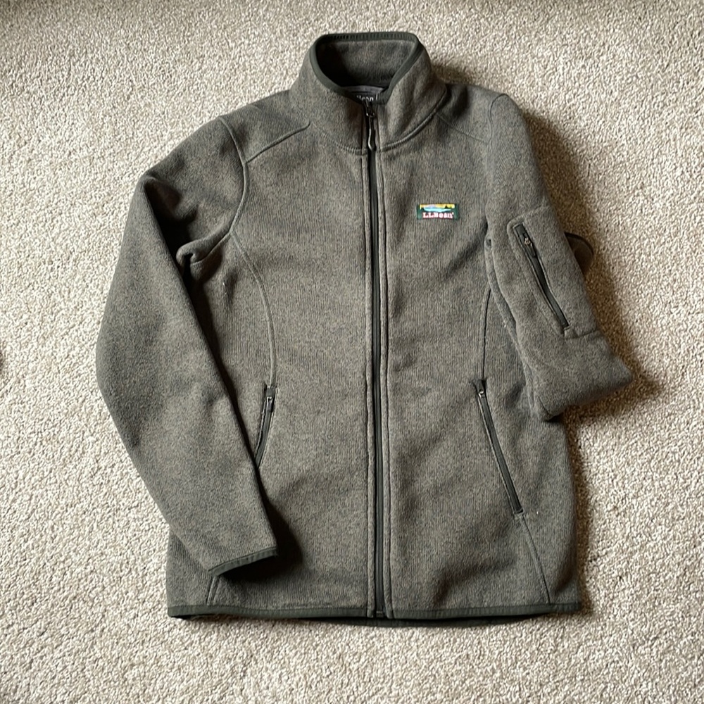Sweater fleece coat in lovely autumn green!